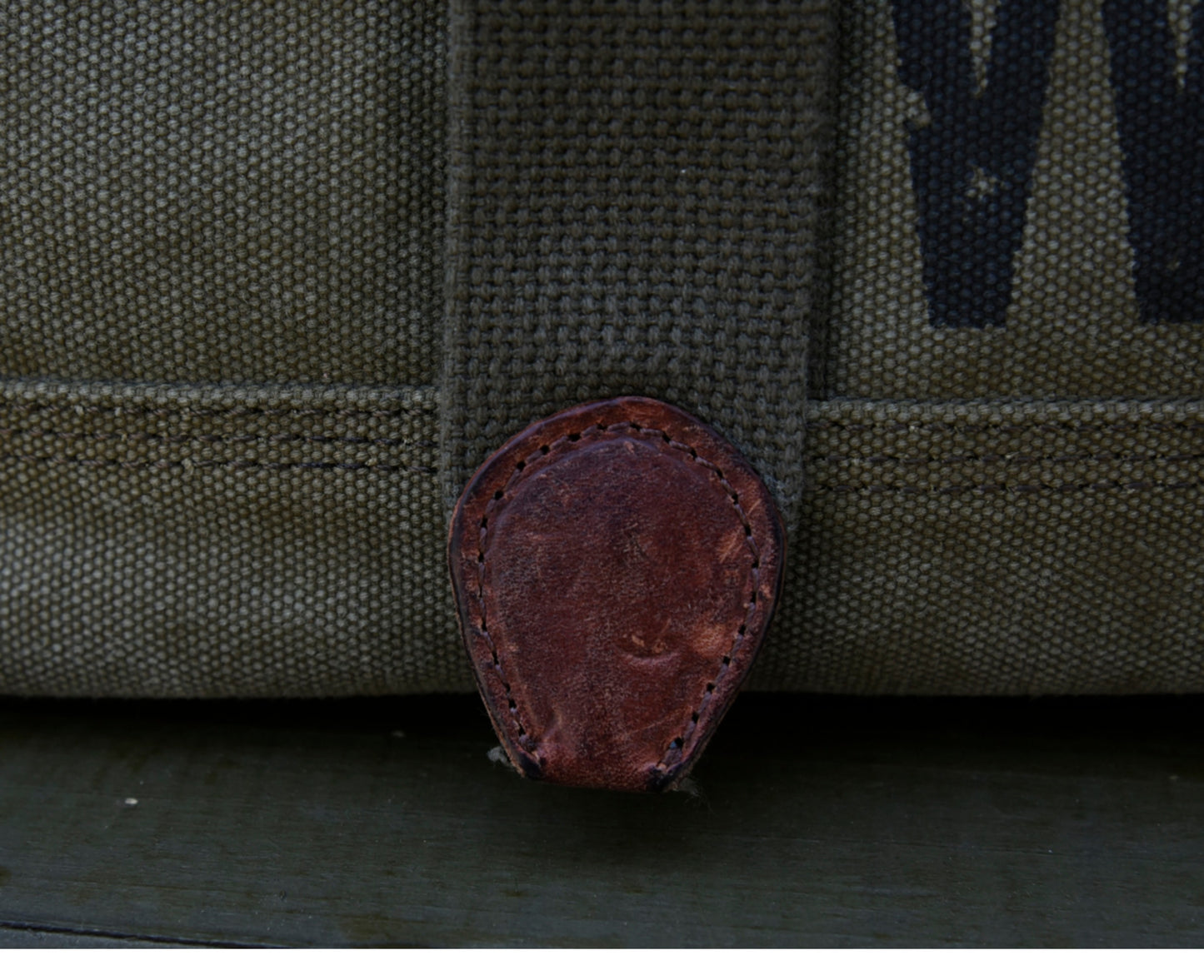Heavy-Duty Washed Vintage Military Canvas Shoulder Crossbody Bag for Men and Women, Casual Bag with Retro Style