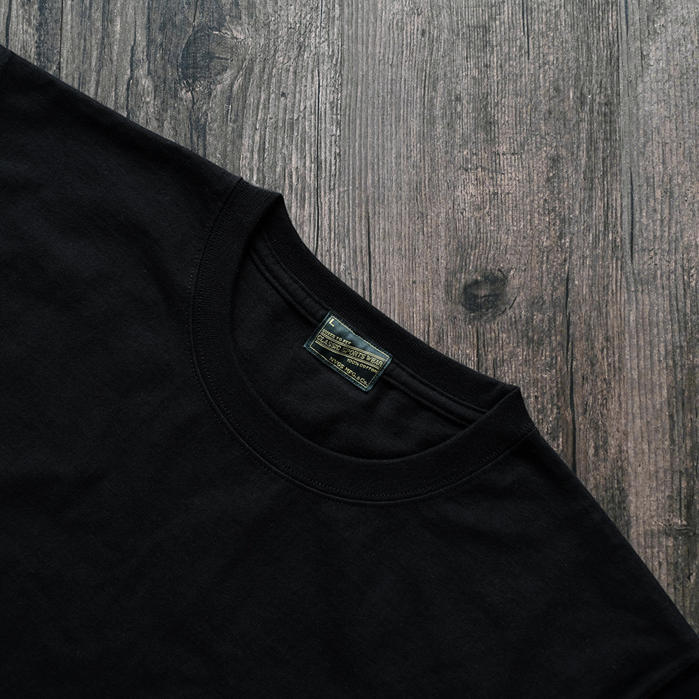 Classic Simple Pure Black Heavy Cotton Crew Neck Short Sleeve T-Shirt Unisex American Retro