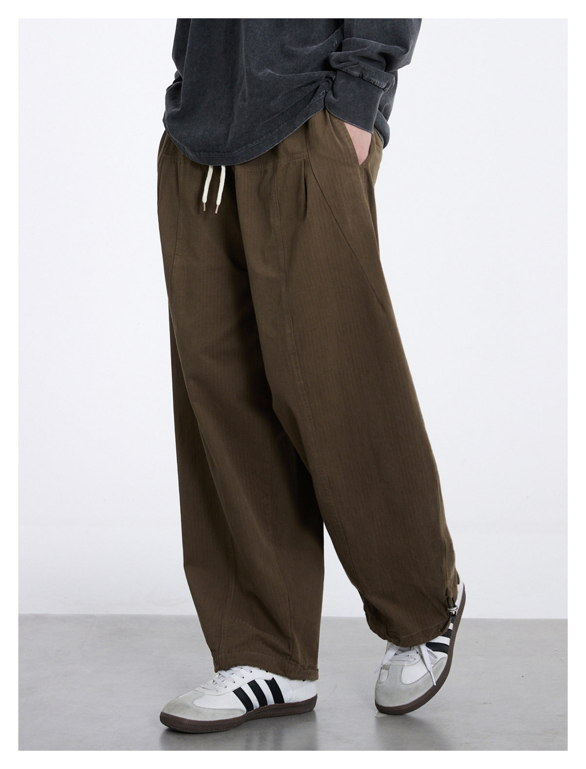 Japanese Retro Washed Cotton Wide Leg Cargo Pants – Elastic Waist Loose Straight for Men | Yamalin clothes | Men's Vintage Workwear