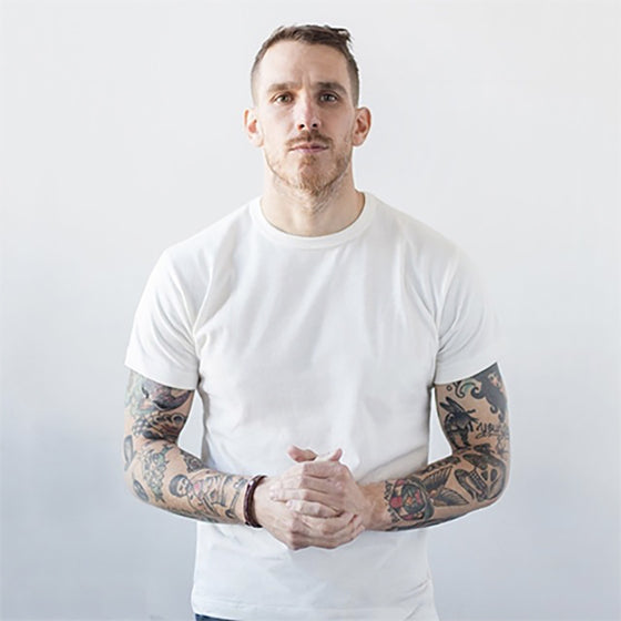 Classic Simple Pure White Heavy Cotton Crew Neck Short Sleeve T-Shirt Unisex American Retro