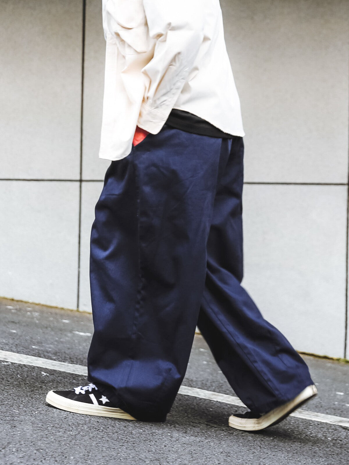 Cotton Wide-Leg Pants – Pleated Front & Elastic Waist