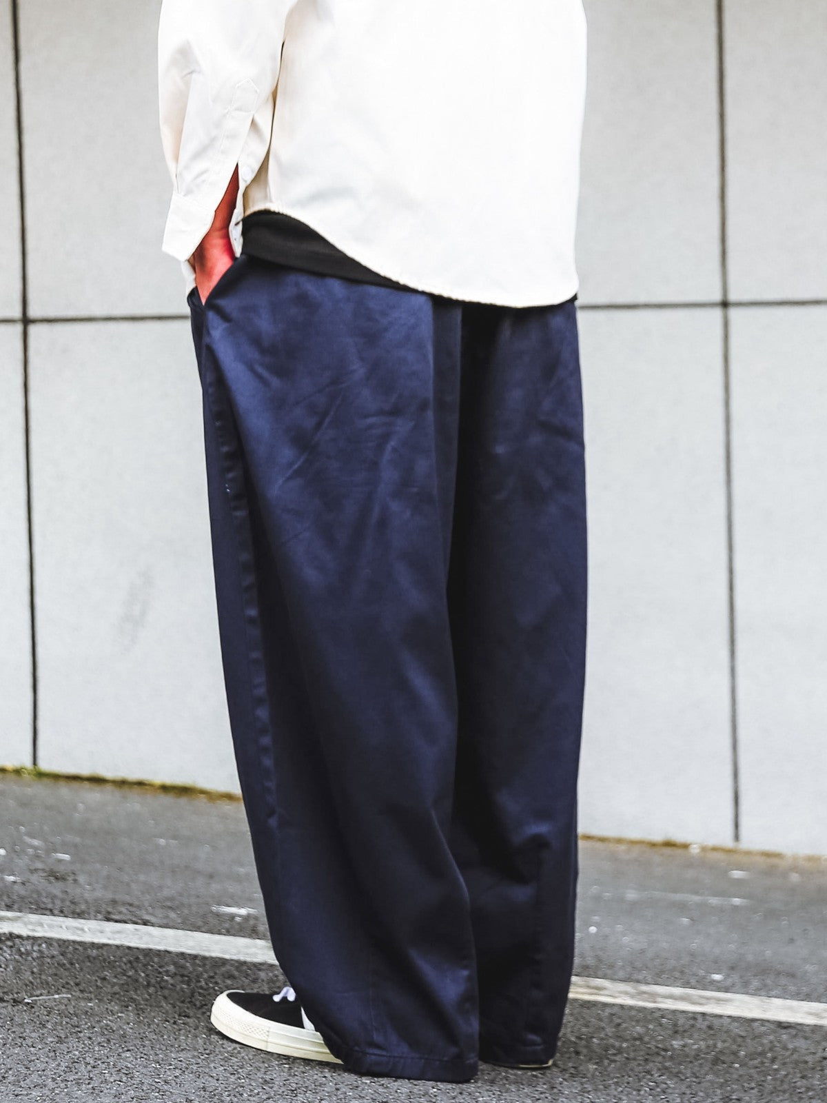 Cotton Wide-Leg Pants – Pleated Front & Elastic Waist