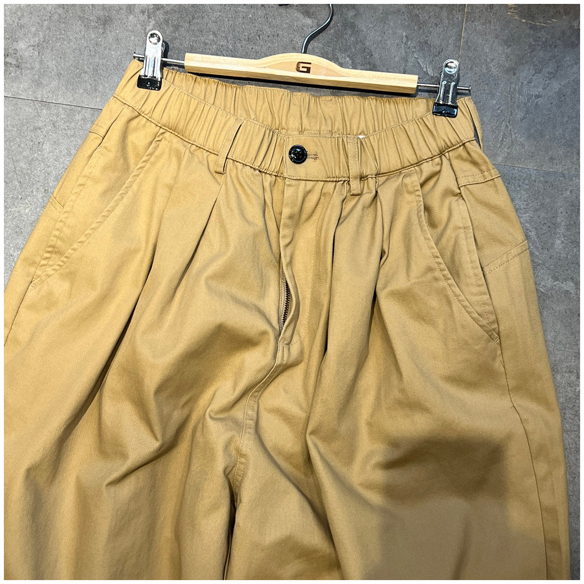 Cotton-Blend Wide-Leg Pants – Pleats & Elastic Waist