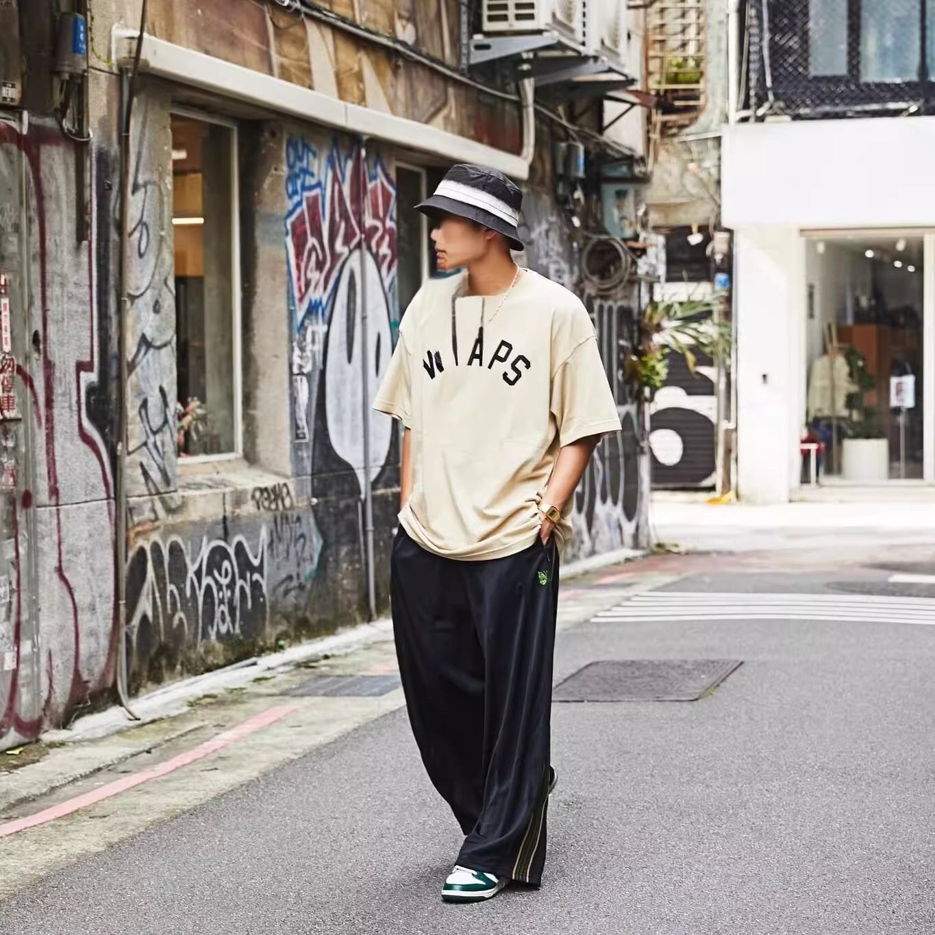 Trendy Summer Short Sleeve T-Shirt Hong Kong Style City Boy Crew Neck Casual Tee
