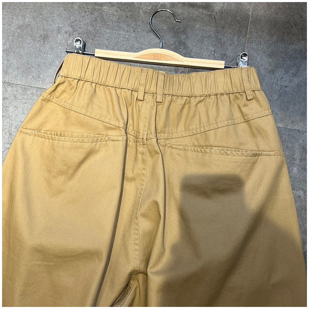 Cotton-Blend Wide-Leg Pants – Pleats & Elastic Waist