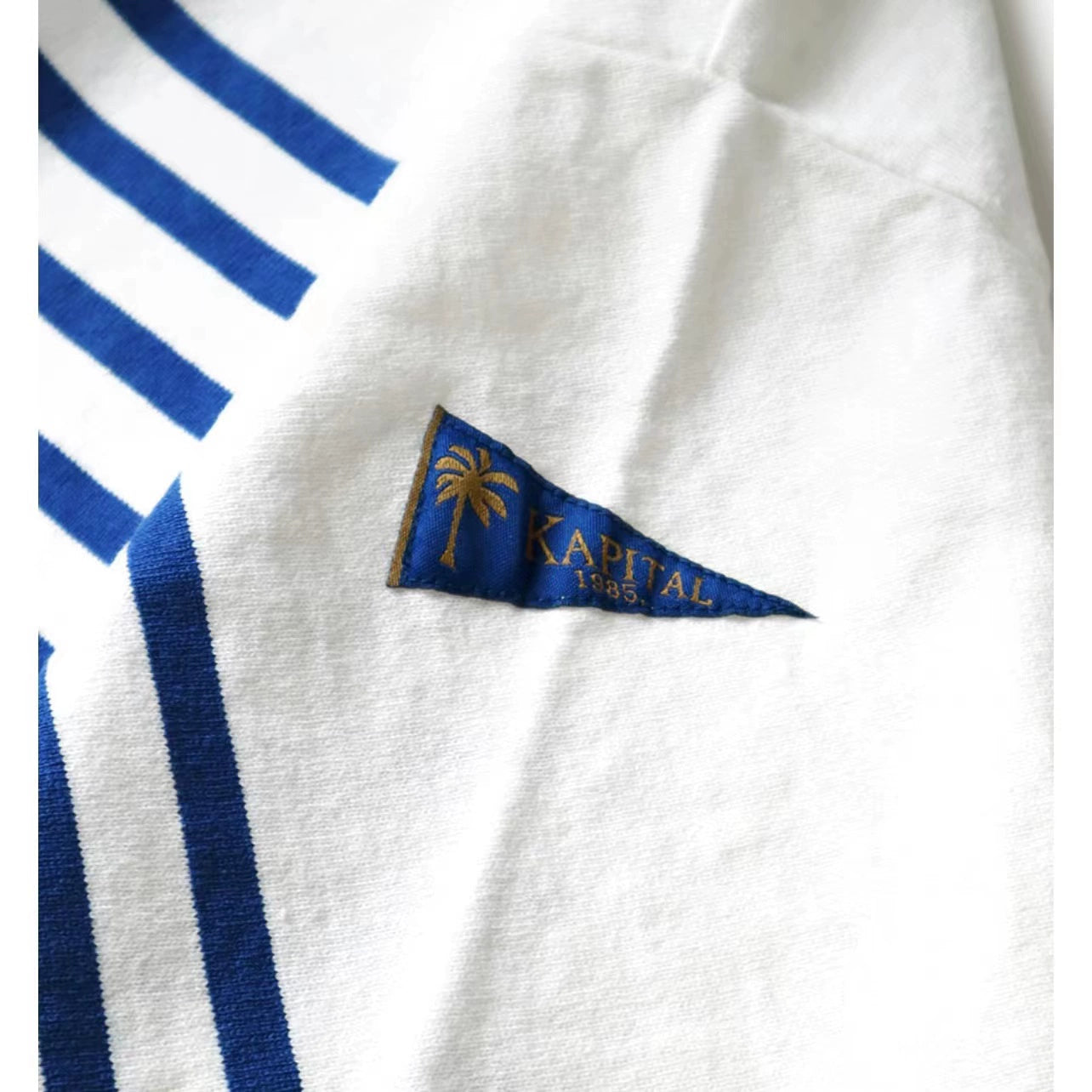 Blue and white striped loose three-flag five-point sleeve round neck short-sleeved T-shirt