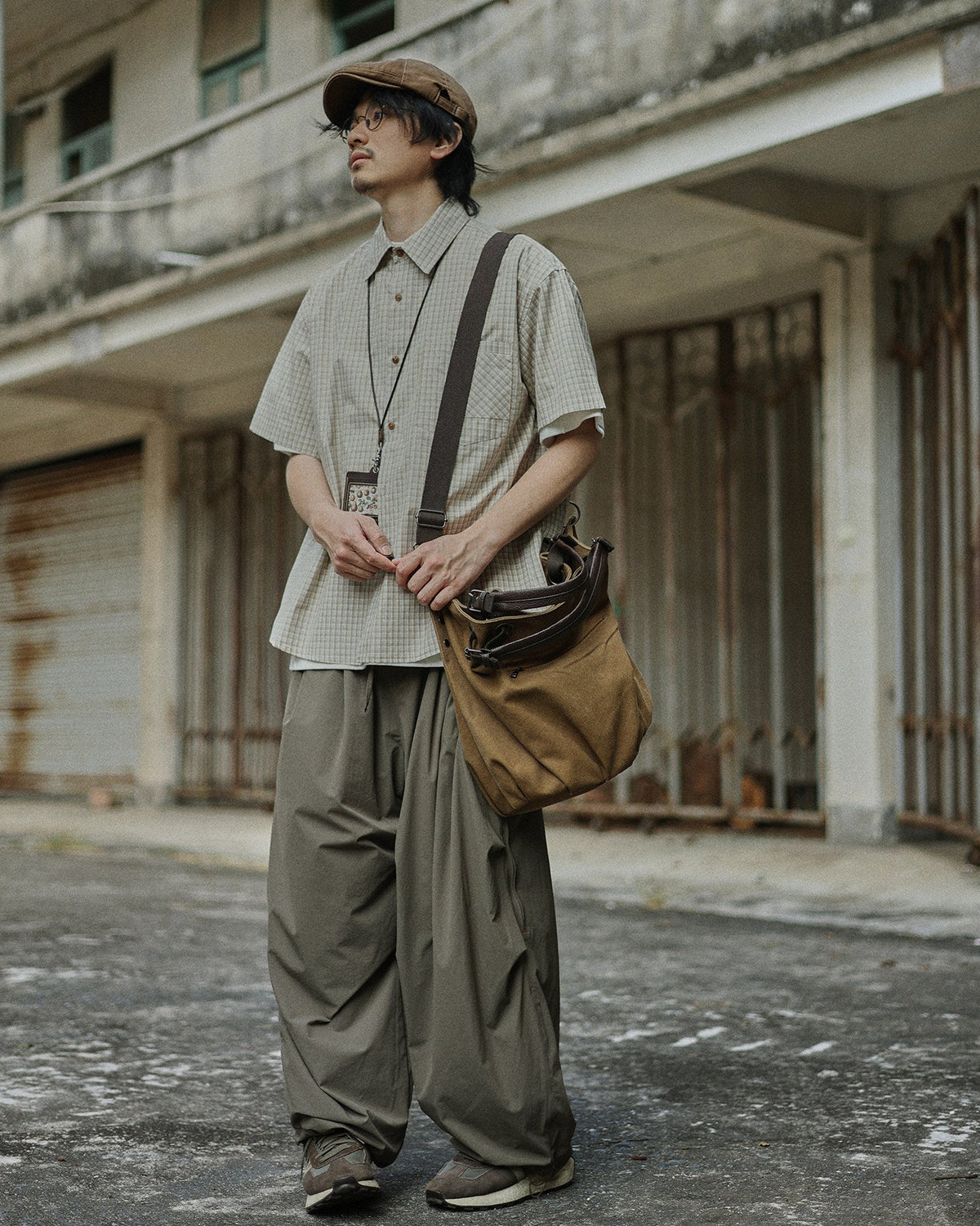 Vintage Artistic Plaid Short Sleeve Shirt – Loose Unisex Japanese Casual | Yamalinclothes