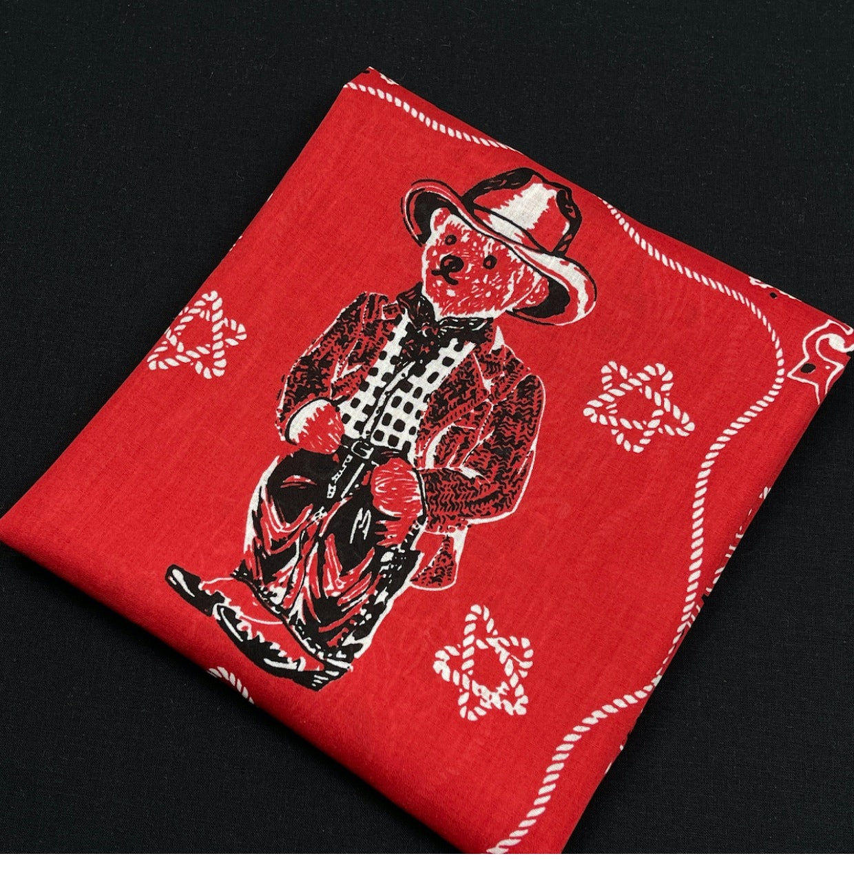 Mr. Bear American Retro Silk Screen Printing Ami Ka Ji 55cm Red Scarf Banana Non rlpolo
