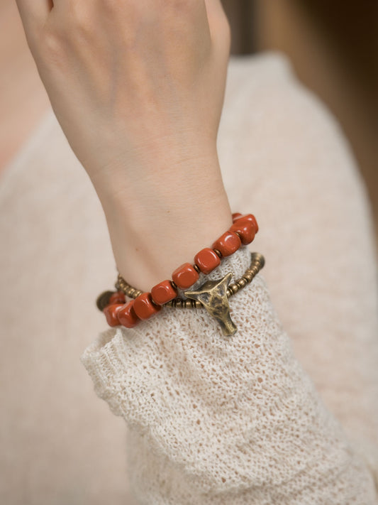 Irregular Red Stone Double-Ring Bracelet – Vintage Unisex Jewelry