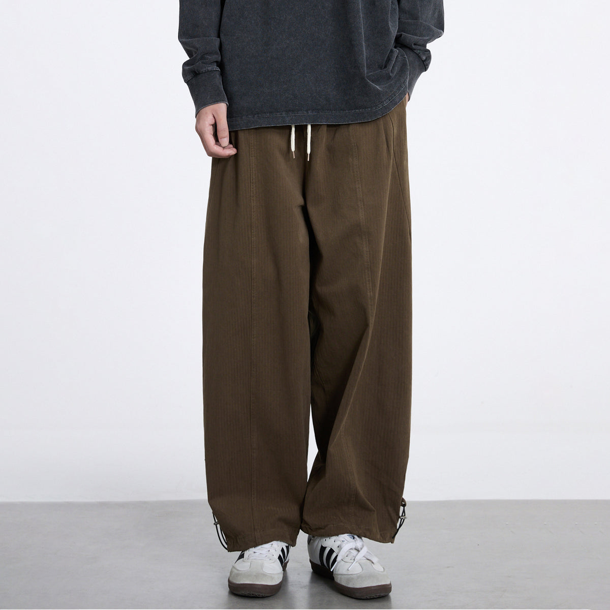 Japanese Retro Washed Cotton Wide Leg Cargo Pants – Elastic Waist Loose Straight for Men | Yamalin clothes | Men's Vintage Workwear