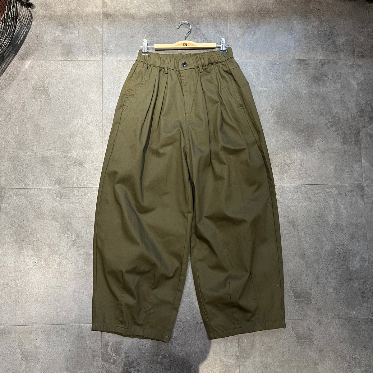Cotton-Blend Wide-Leg Pants – Pleats & Elastic Waist