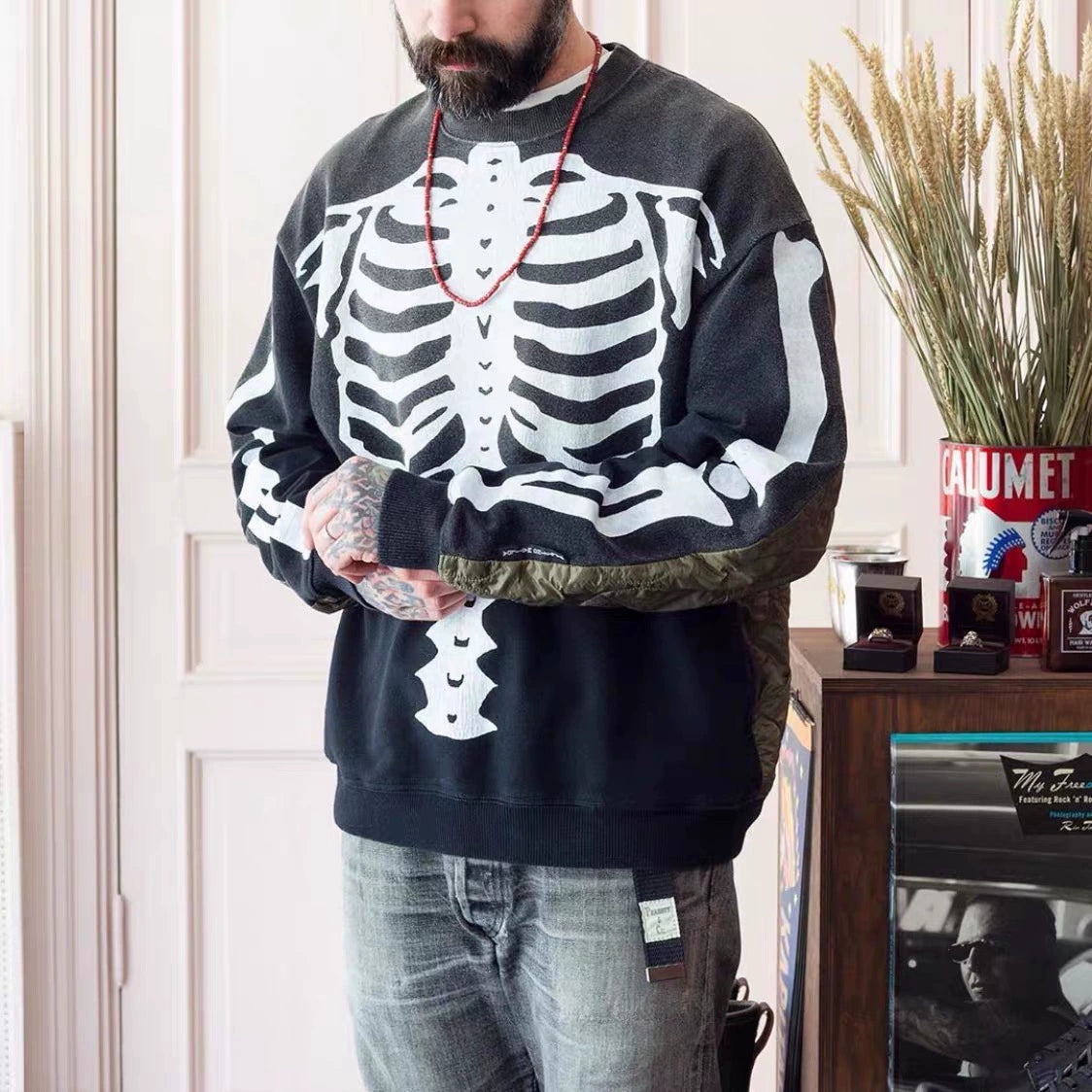 Cracked bone print distressed stitching Japanese retro round neck sweater