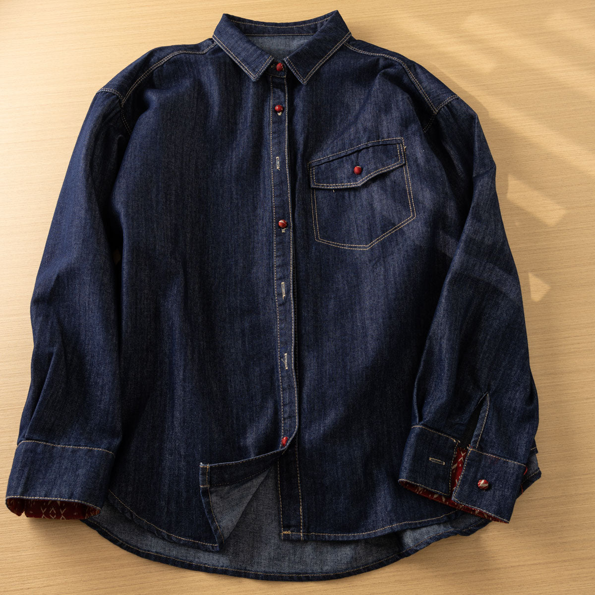 Design Sense Retro Denim Button-Front Shirt – Loose Slimming Long Sleeve for Women