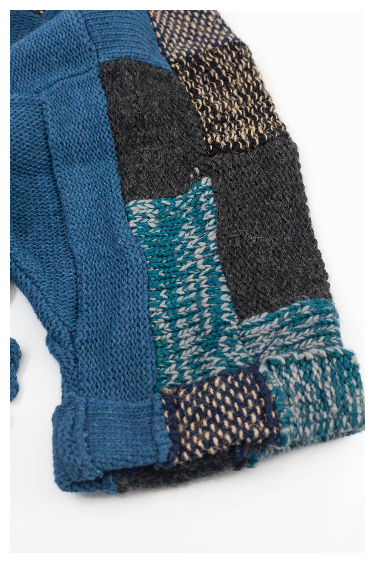 Spot Japanese retro blue patch knitted sweater Taoist robe