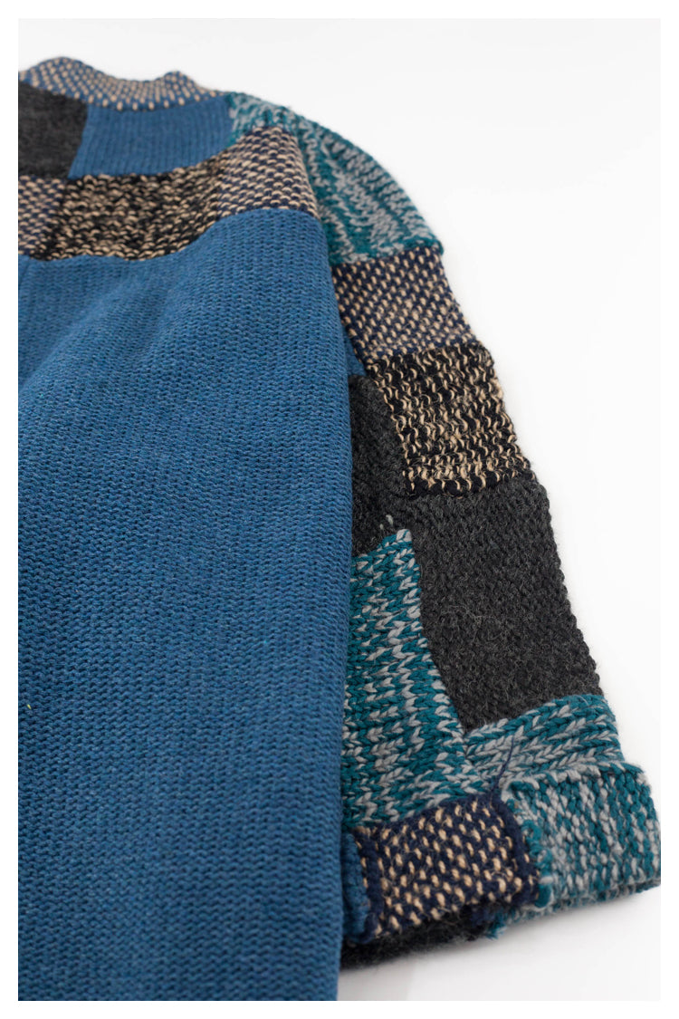 Spot Japanese retro blue patch knitted sweater Taoist robe