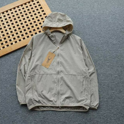 American Style Summer Hooded Sun Protection Jacket Versatile Breathable Unisex Lightweight Trendy Coat with a Sense of Design