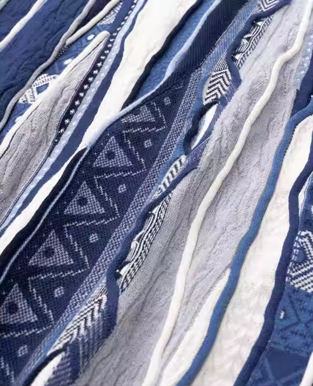 MEDRIA Retro Sweater Pop Style Bitter Melon Striped Ethnic Texture Cleanfit Sweater COOGI Men