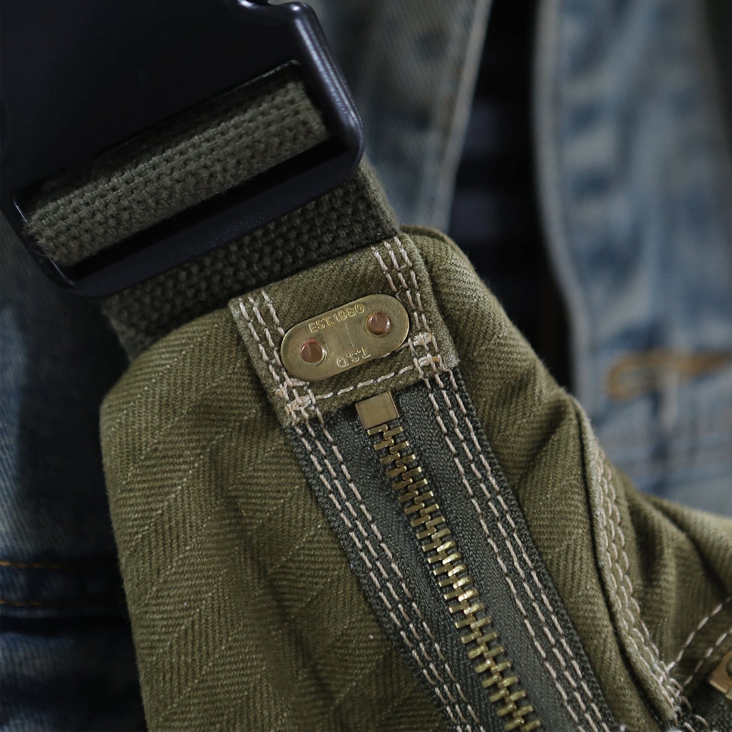Herringbone Canvas Chest Bag – Motorcycle Crossbody Men