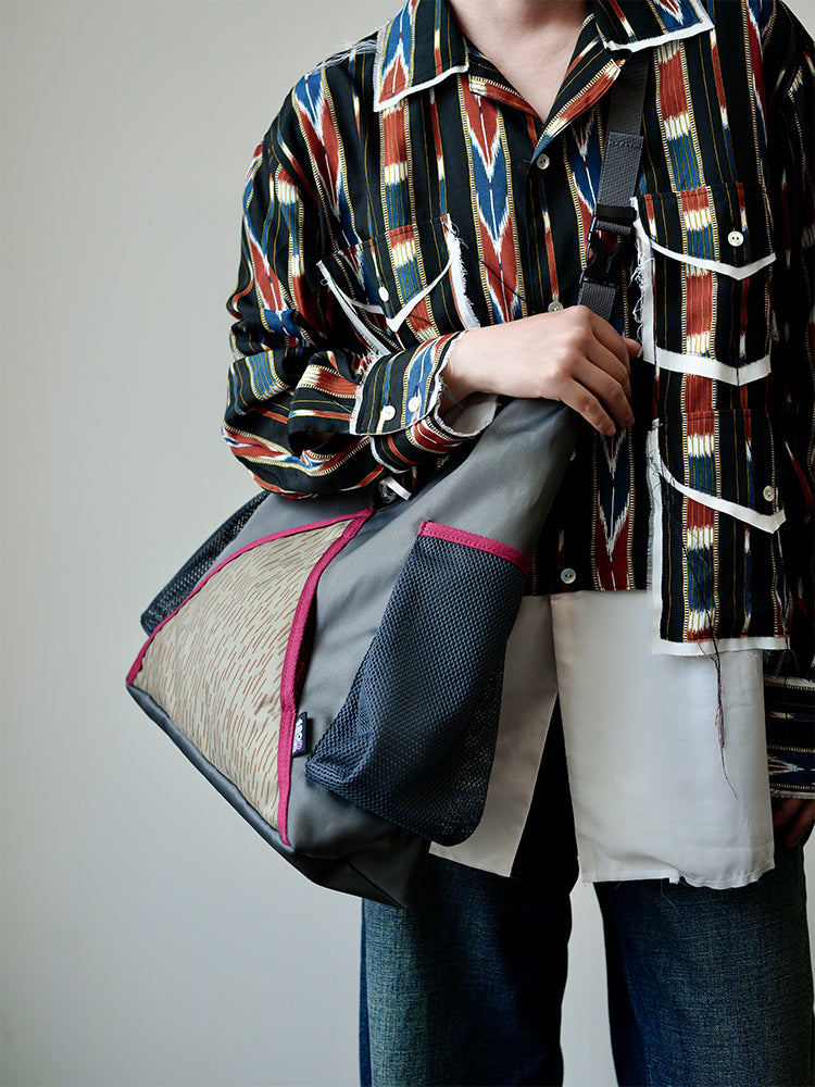 Original 2024 New Fashion Mountain Style Single Shoulder Bag Unisex Large Capacity Fashion Crossbody Bag