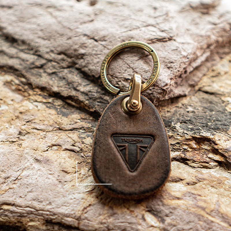 Vintage Distressed Leather Motorcycle Keychain – Custom Key Fob – Japanese vintage | yamalin clothes | Yamalinclothes