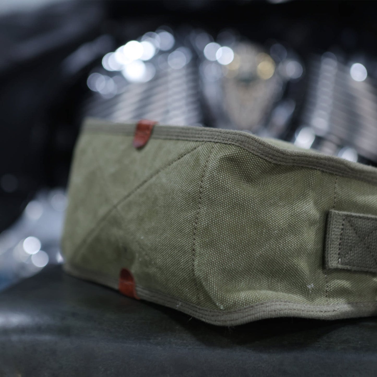 Heavyweight Canvas Pilot Crossbody Bag – Military Green