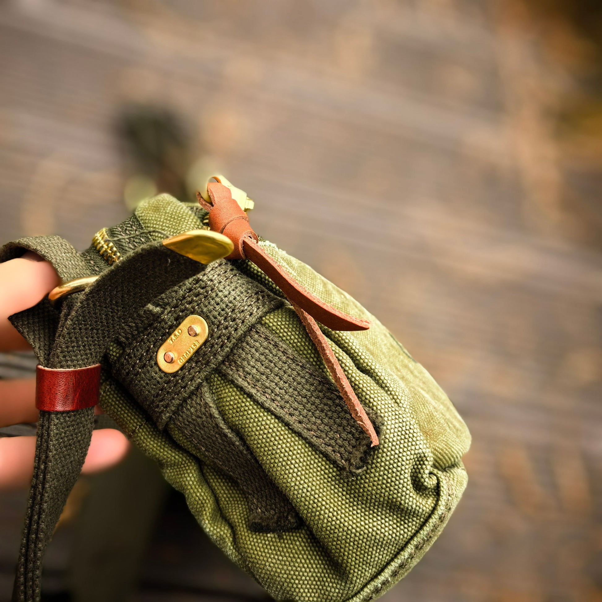 Vintage Military Canvas Crossbody Bag – Heavyweight Chest Waist Bag – Japanese vintage | yamalin clothes | Yamalinclothes