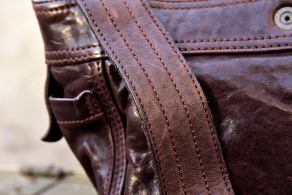 Heavy Washed Horsehide Newsboy Crossbody Bag – Vintage Leather Shoulder Bag