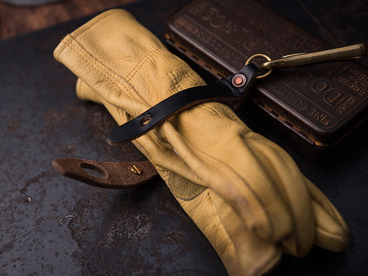 Leather Motorcycle Glove Clamp – Handlebar Glove Holder – Japanese vintage | yamalin clothes | Yamalinclothes