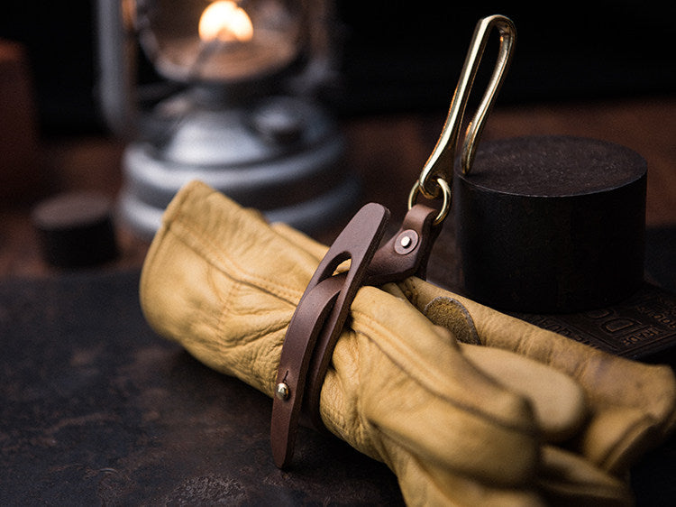 Leather Motorcycle Glove Clamp – Handlebar Glove Holder – Japanese vintage | yamalin clothes | Yamalinclothes