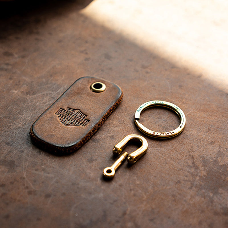 Vintage Distressed Leather Motorcycle Keychain – Custom Key Fob – Japanese vintage | yamalin clothes | Yamalinclothes