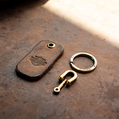 Vintage Distressed Leather Motorcycle Keychain – Custom Key Fob – Japanese vintage | yamalin clothes | Yamalinclothes