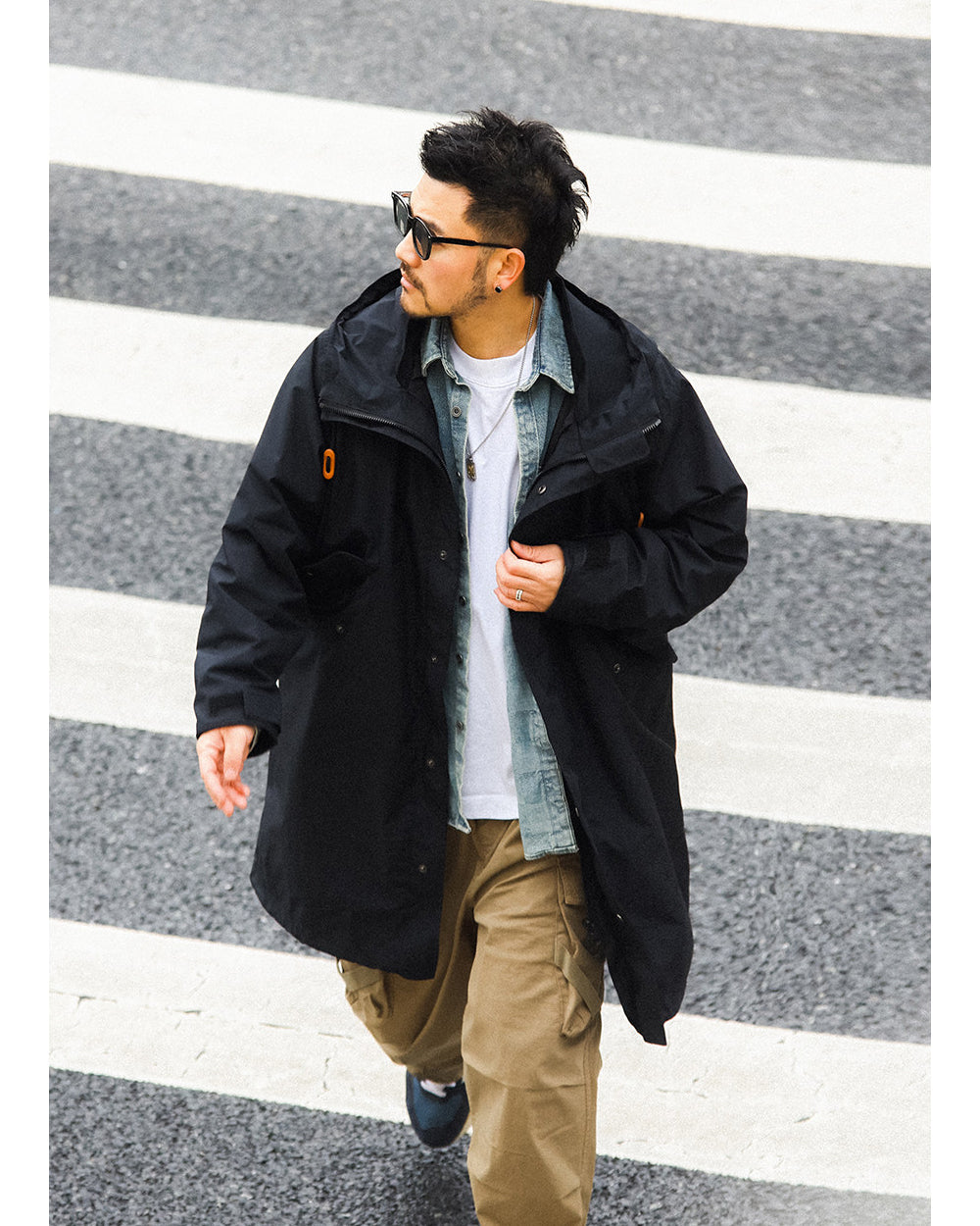 Japanese Retro Swallowtail Hooded Trench Coat – Mid-Length Loose Unisex Spring