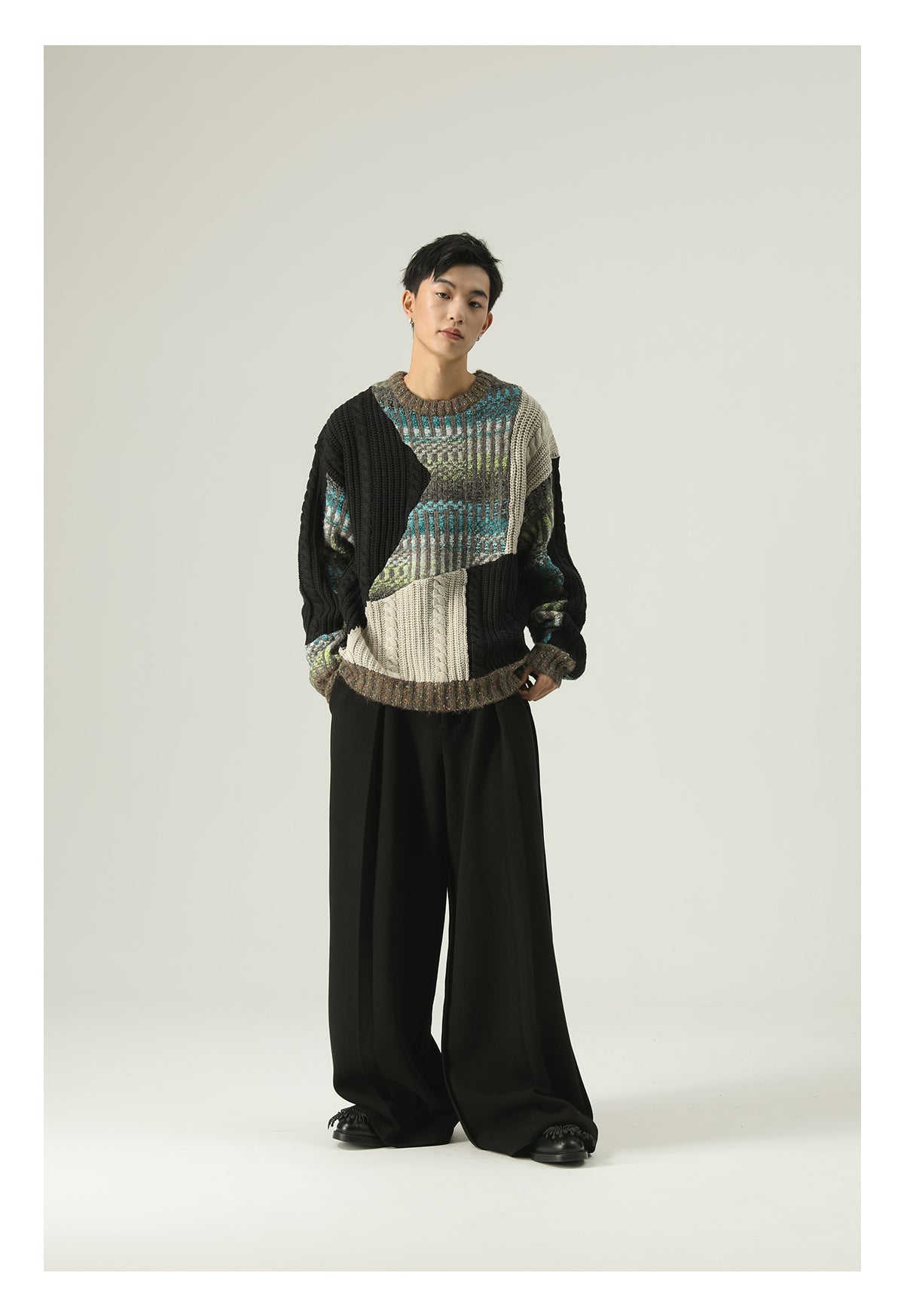 Heavy-weight twisted patchwork gradient back collar camel wool sweater