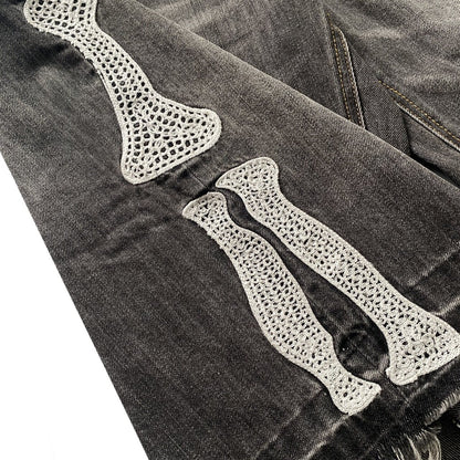 Loose Embroidered Bone Distressed Denim Shorts – Washed Unisex Oversized Streetwear