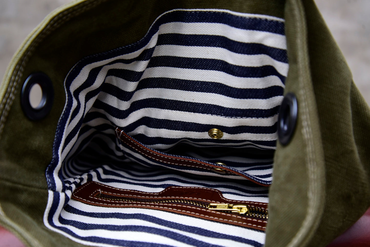 حقيبة كتف واحدة قماش سميك صناعة ثقيلة للرجال، حقيبة كروس عتيقة، حقيبة كاجوال، حقيبة صدر بنمط عسكري 8453