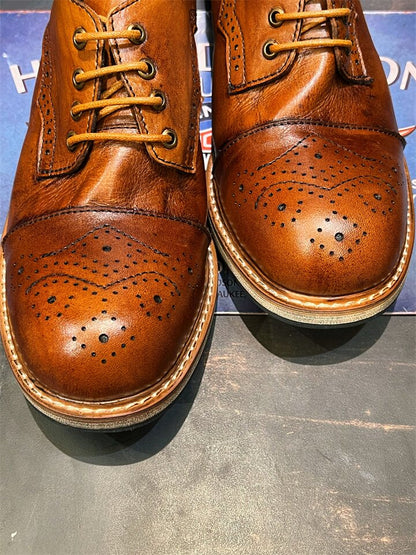 Vintage Brogue Carved Cowhide Leather Shoes – Men's Distressed Brown
