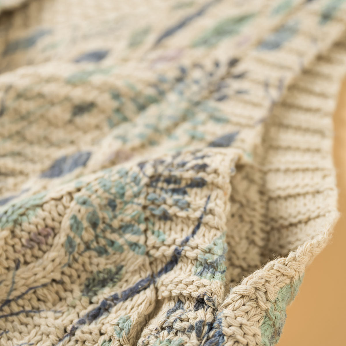 Japanese Style Printed V-Neck Cotton Double-Breasted Knit Vest – Loose Retro Button Detail