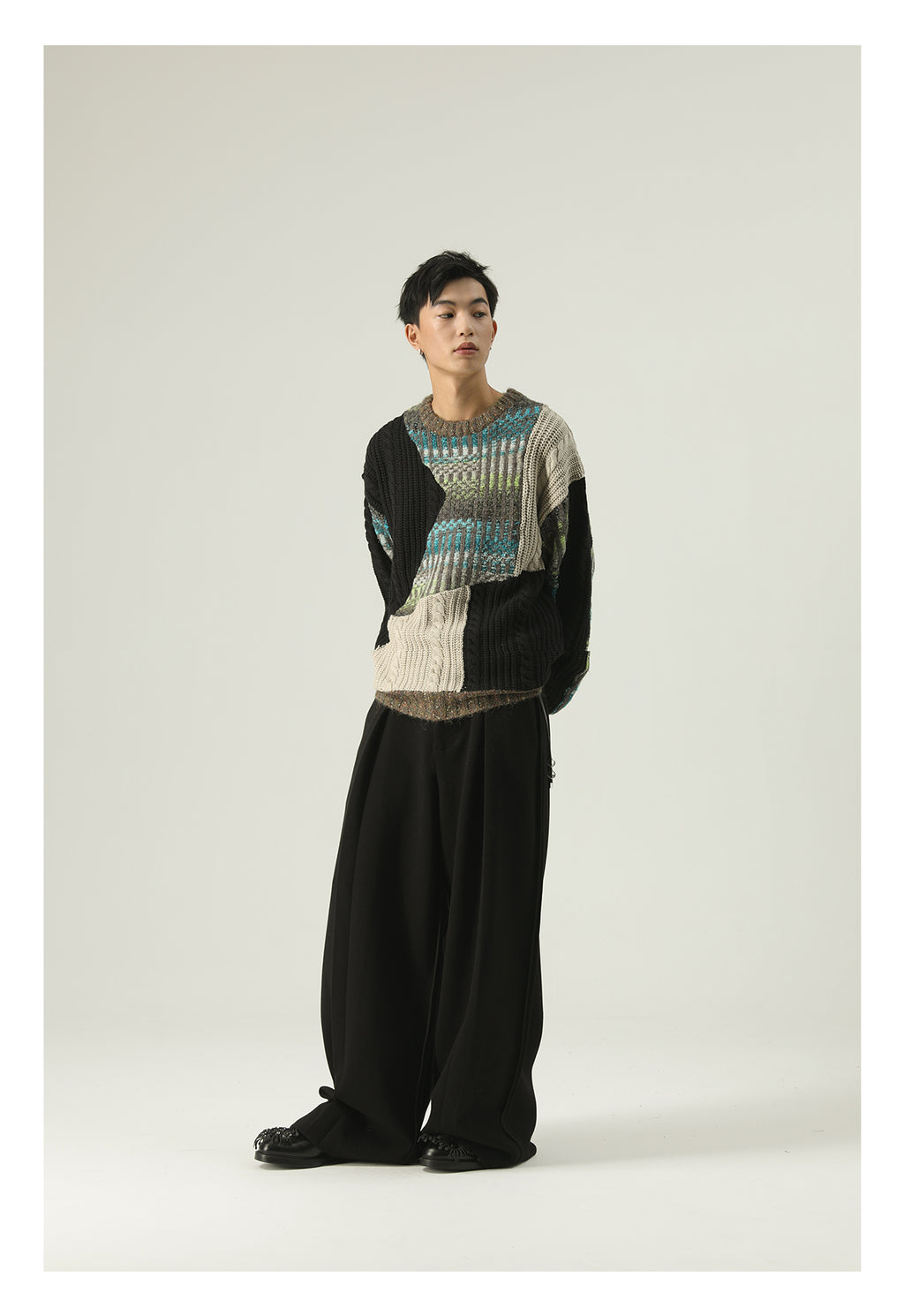 Heavy-weight twisted patchwork gradient back collar camel wool sweater