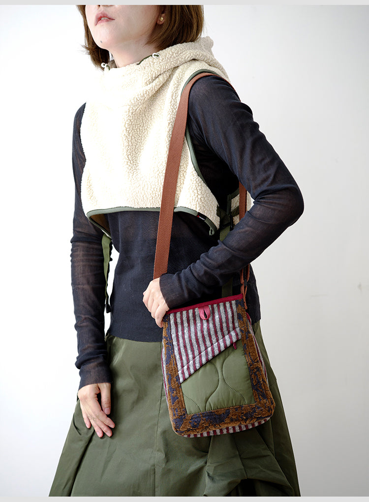 Original 2024 Autumn Winter New Wool Lightweight Crossbody Phone Bag Retro Niche Mini Bag