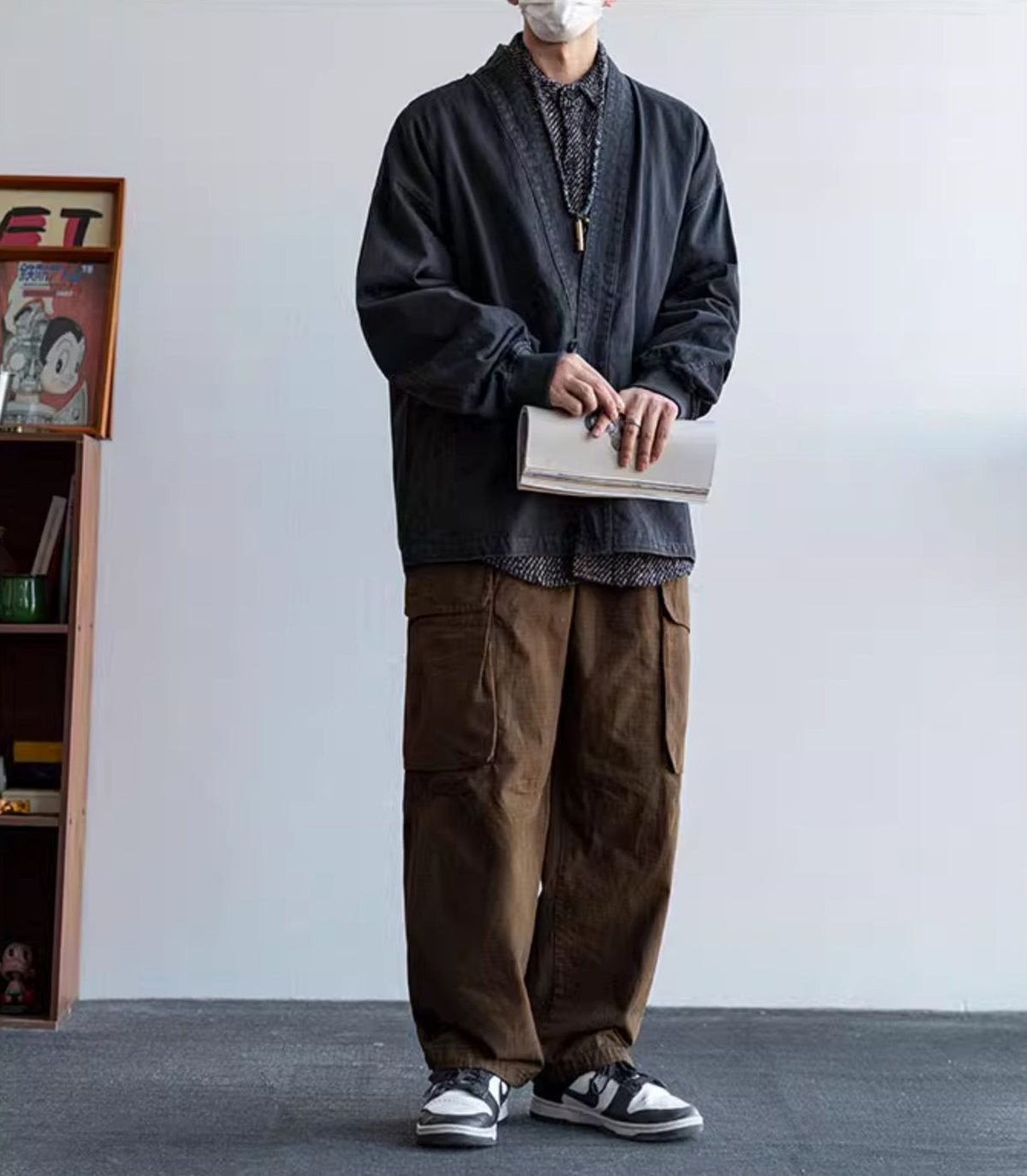 Solid Cotton V-Neck Robe Jacket – American Retro Oversized Unisex – Japanese vintage | fall outfits 2026 | fall winter outfits | classy winter outfits | lazy comfy outfits | japanese streetwear | vintage workwear | yamalin clothes | Yamalinclothes