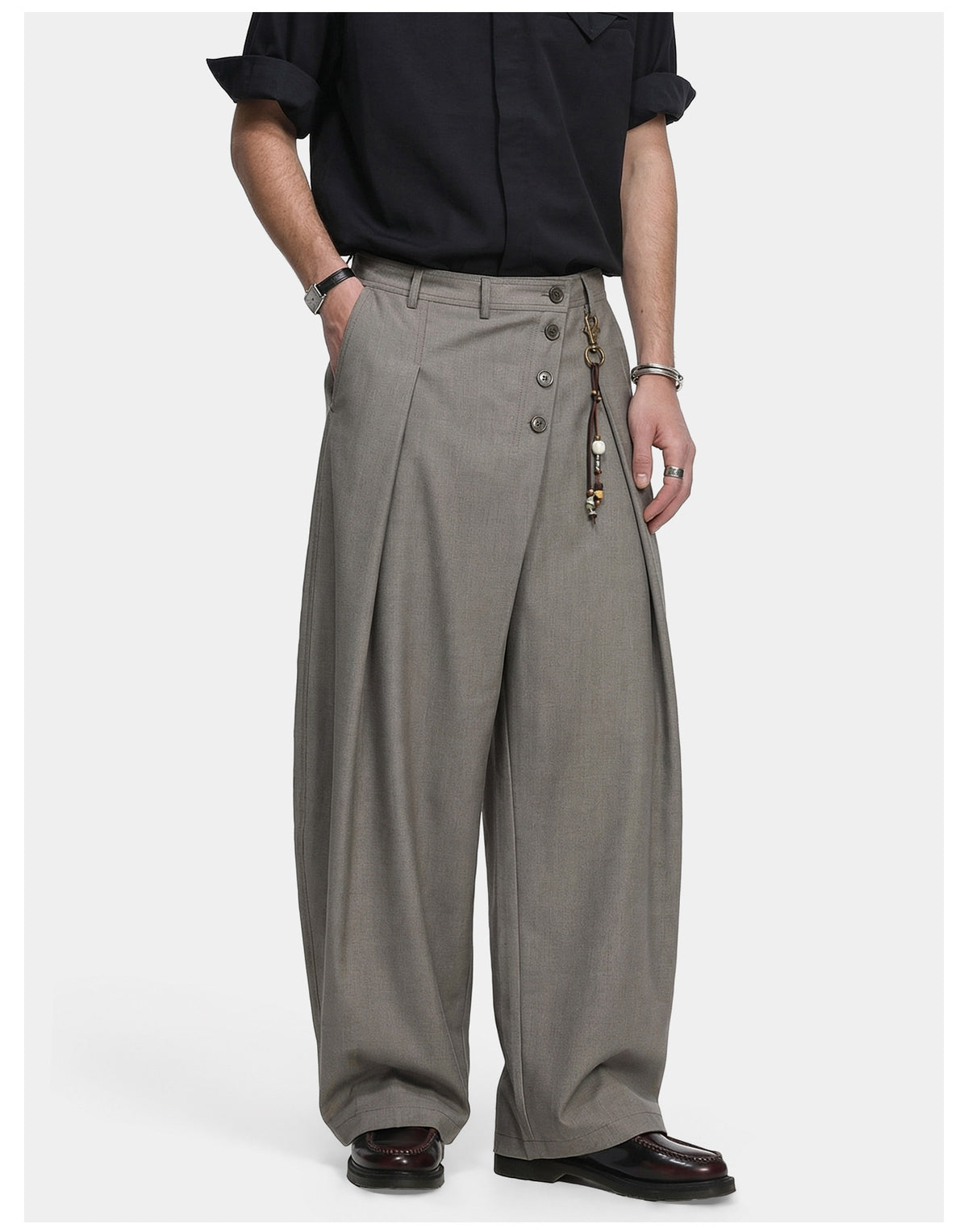 Wide-Leg Trousers – Diagonal Buttons & Deep Pleats
