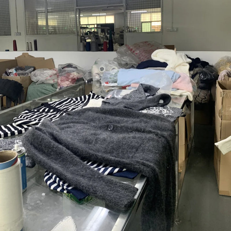 Knitted sweater factory,  high quality shipments. OEM, accept small orders.