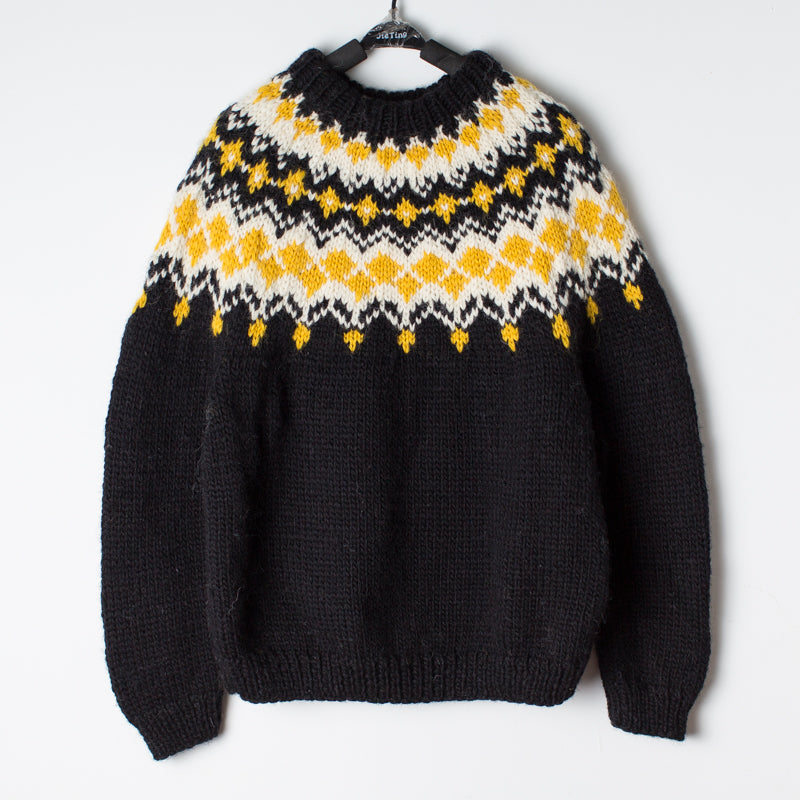 Handmade Fair Isle Wool Cardigan – “Ferris Wheel” Motif Loose Unisex (Black)