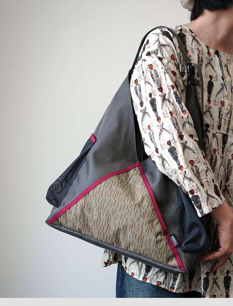 Original 2024 New Fashion Mountain Style Single Shoulder Bag Unisex Large Capacity Fashion Crossbody Bag