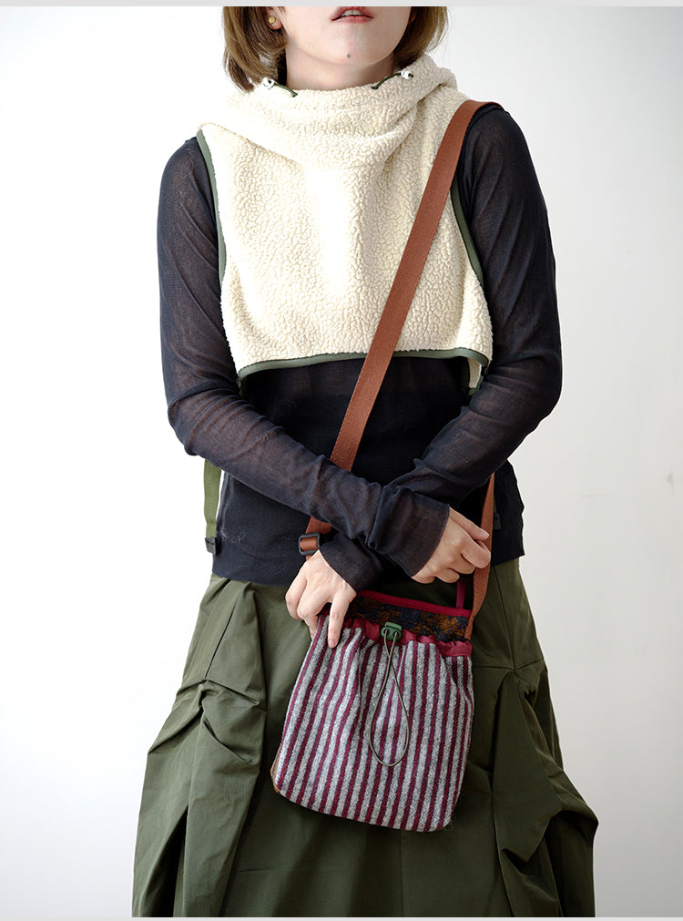 Original 2024 Autumn Winter New Wool Lightweight Crossbody Phone Bag Retro Niche Mini Bag