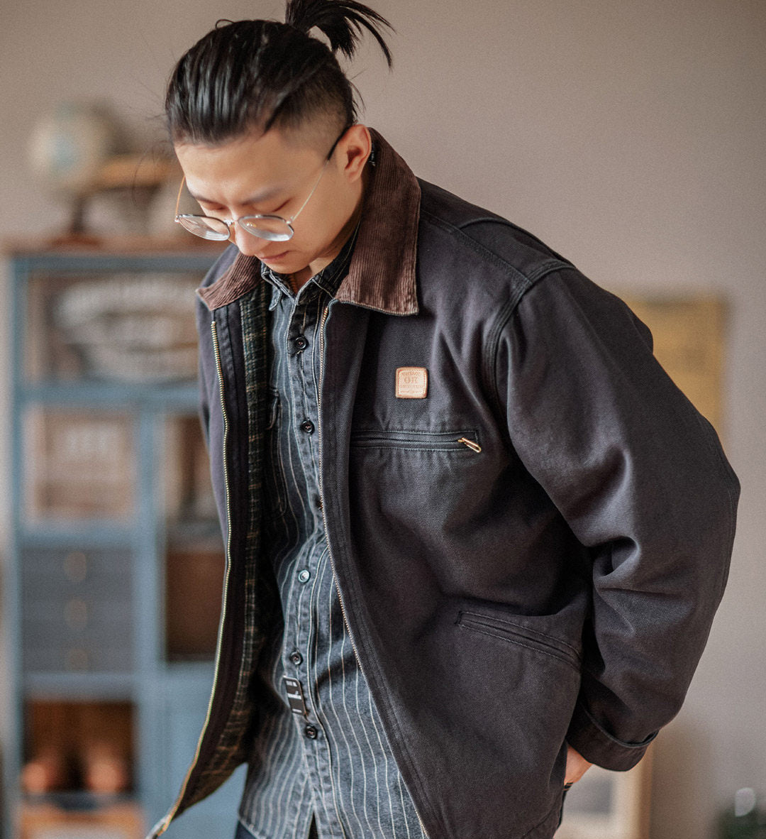 Indigo Heavy Wash Canvas Detroit Cargo Jacket – American Vintage Distressed Unisex – Coats Jackets | japanese streetwear | vintage workwear | unisex | Yamalinclothes