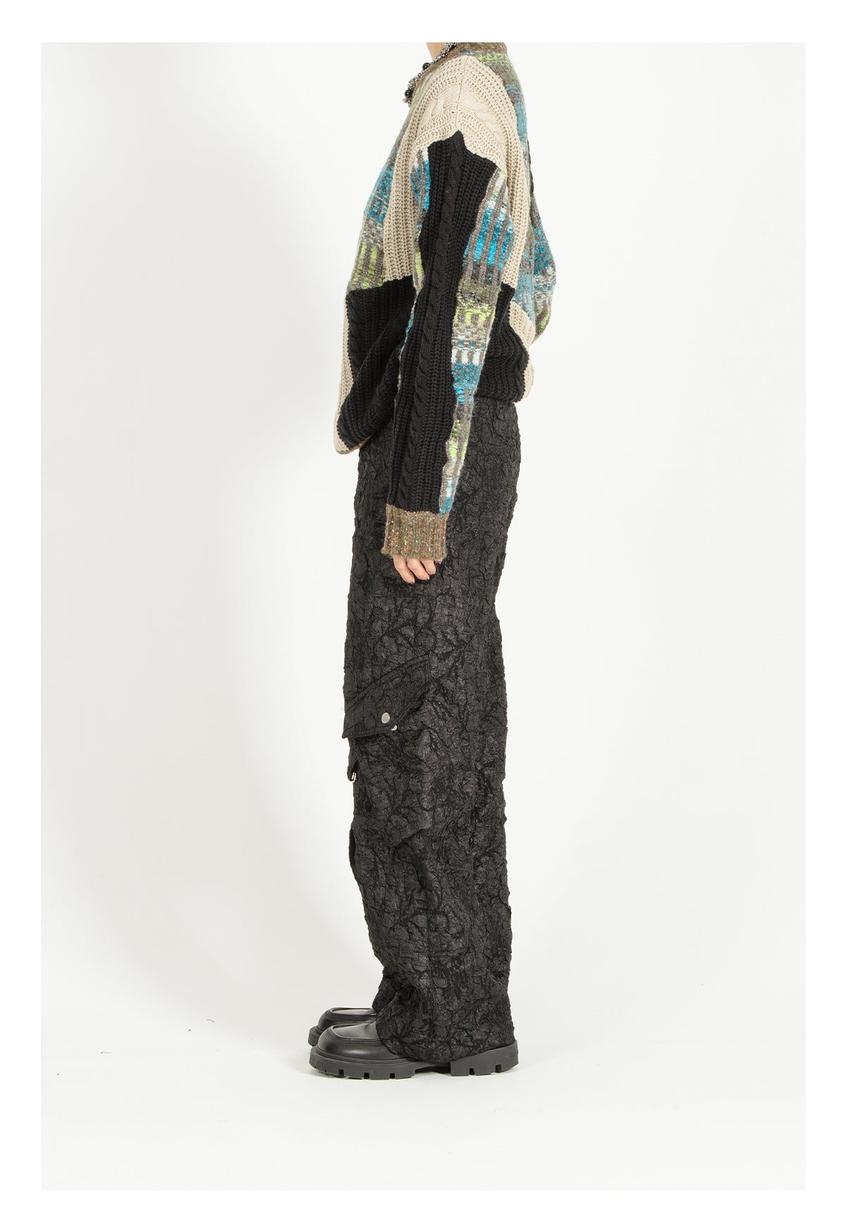 Heavy-weight twisted patchwork gradient back collar camel wool sweater