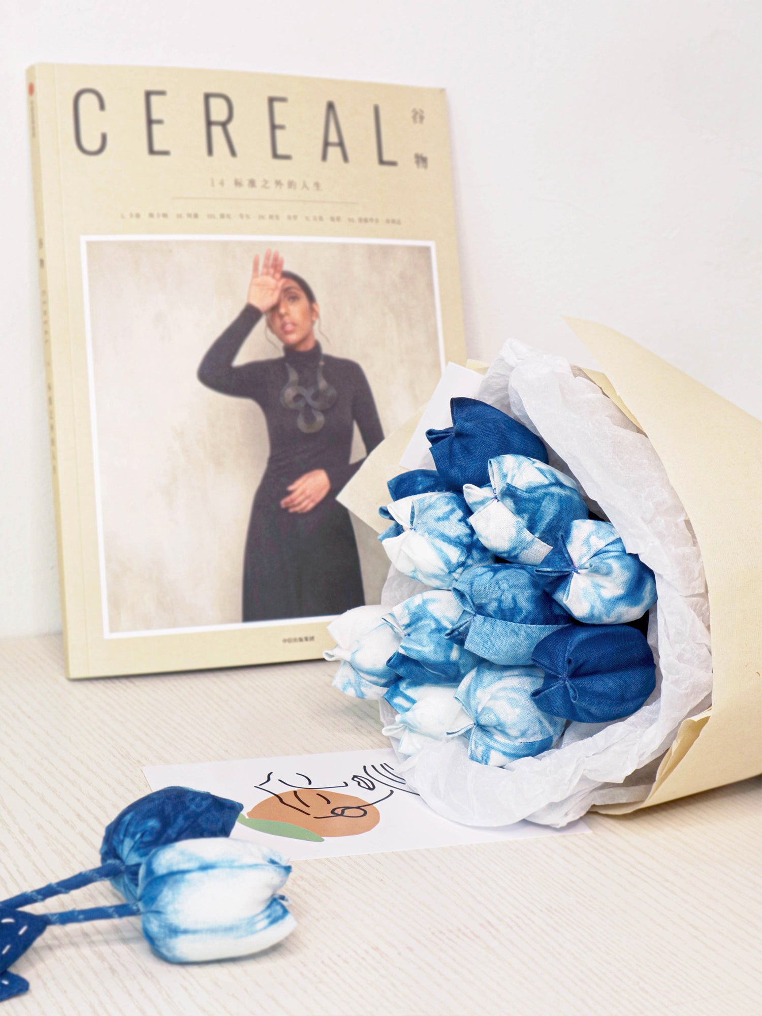 Tie-Dye Creative Gift Tulip Handmade DIY Fabric Artificial Flower Blue-Dye Environmental Creative Home Decor Homestay Soft Decoration Ornament