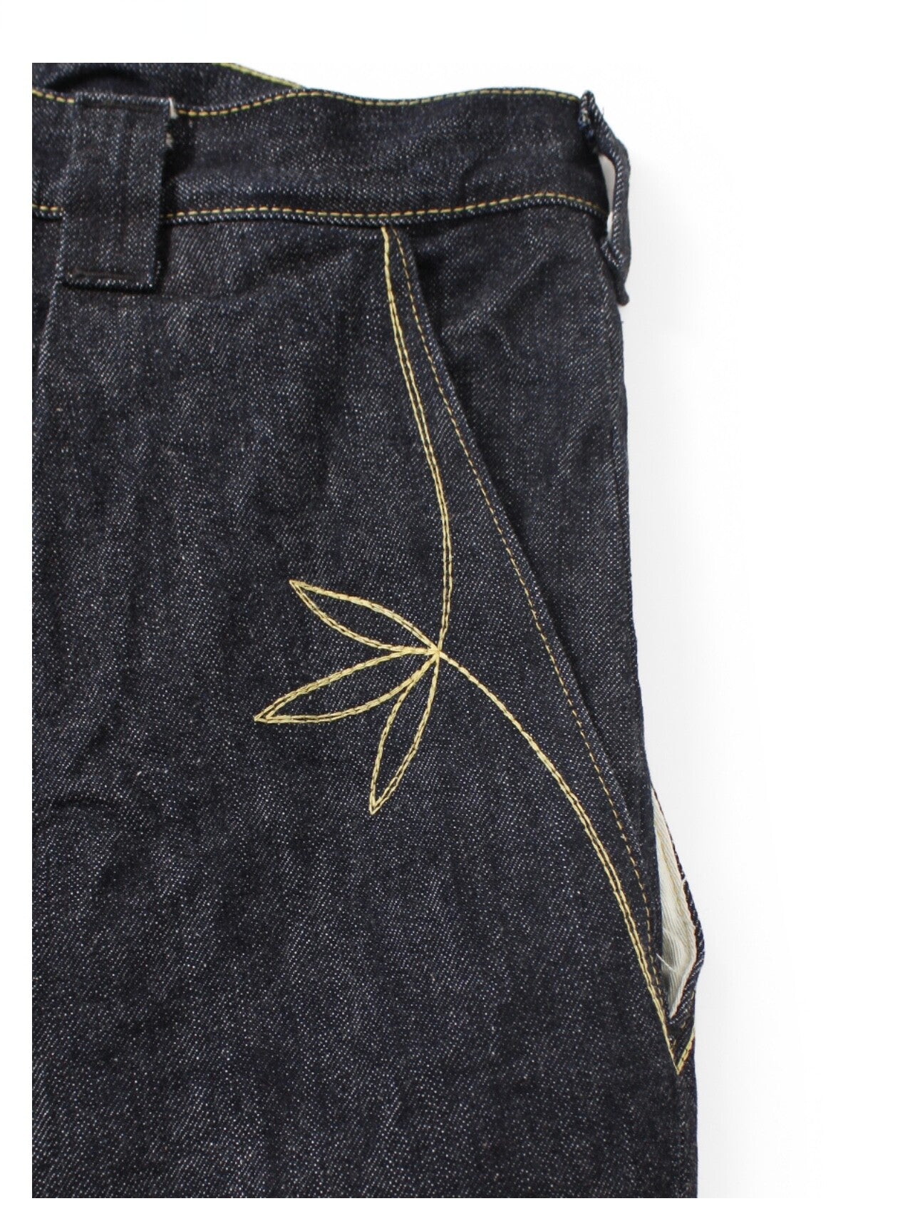 Japanese Denim Indigo Embroidery Four-Pocket Over-the-Knee Shorts - Loose Casual Streetwear for Men