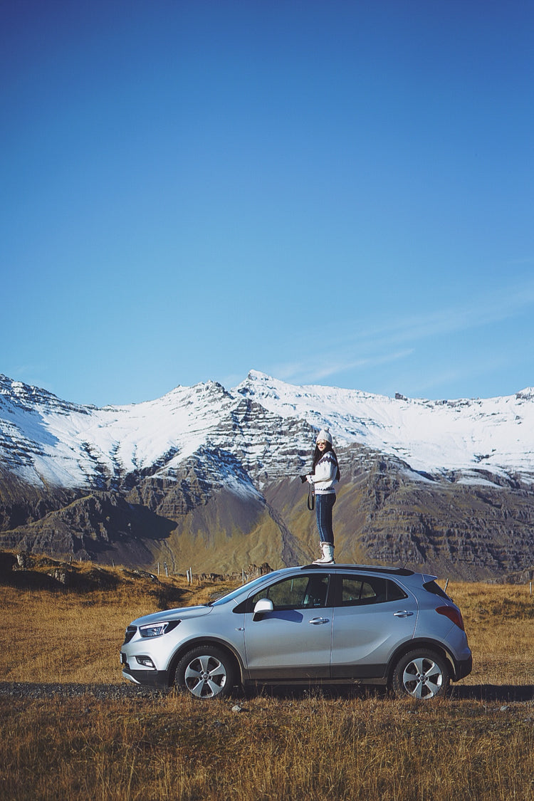 Hand-Knitted Icelandic Japanese Retro Unisex Sweater Couple Travel Fair Isle Cat Minimalist Style Pullover